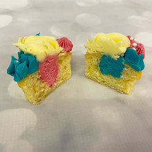 Load image into Gallery viewer, Gender Reveal Cupcakes